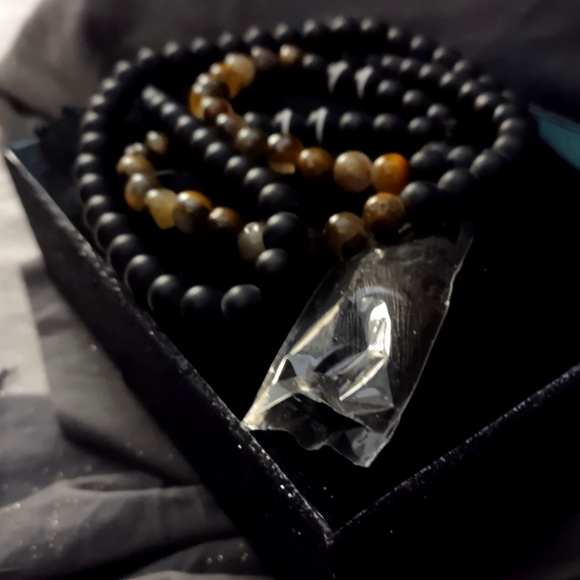 8mm Tiger's Eye Necklace - Picture 6 of 12